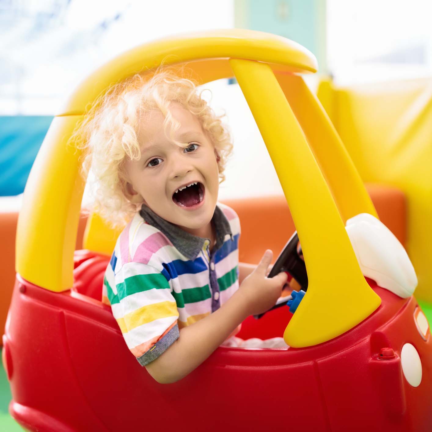 Learn how to find a child care center for your child by Children’s Learning Adventure. 